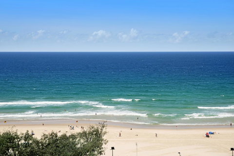 ULTIQA Air On Broadbeach - Hervey Bay Accommodation 13