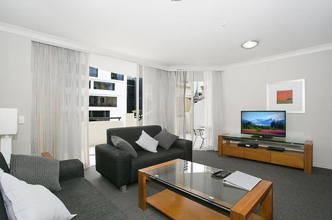 Towers Of Chevron - Private Apartment - Tourism Hervey Bay 2