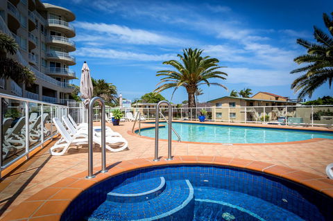 Kirra Beach Apartments - Hervey Bay Accommodation 0