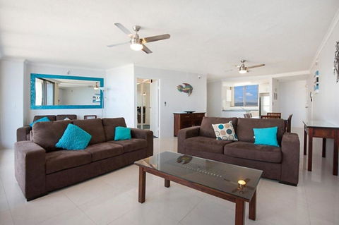 Surfers International Apartments - Tourism Hervey Bay 11