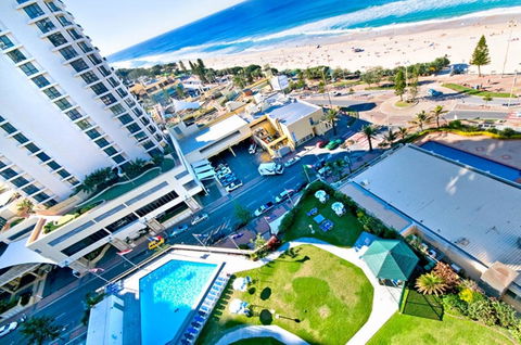Surfers International Apartments - Tourism Hervey Bay 5