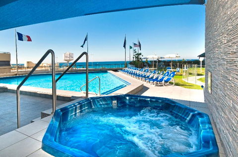 Surfers International Apartments - Tourism Hervey Bay 1