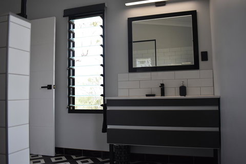 Ironbark House - Hervey Bay Accommodation 26