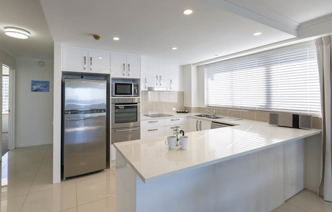 South Pacific Plaza - Official - Hervey Bay Accommodation 1