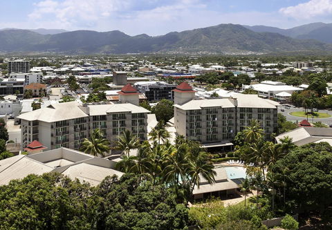 Novotel Cairns Oasis Resort - Hervey Bay Accommodation 38