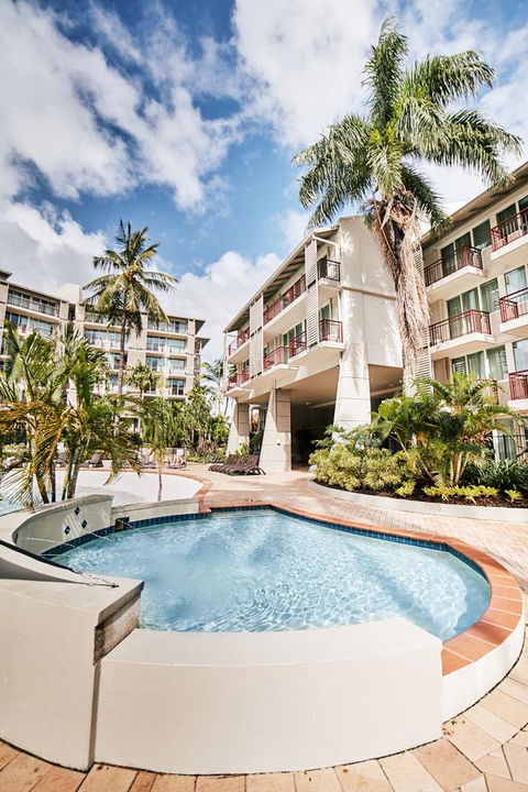 Novotel Cairns Oasis Resort - Hervey Bay Accommodation 20