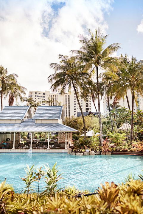 Novotel Cairns Oasis Resort - Hervey Bay Accommodation 4