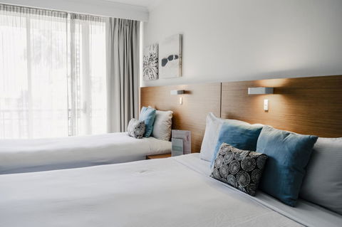 Novotel Cairns Oasis Resort - Hervey Bay Accommodation 23