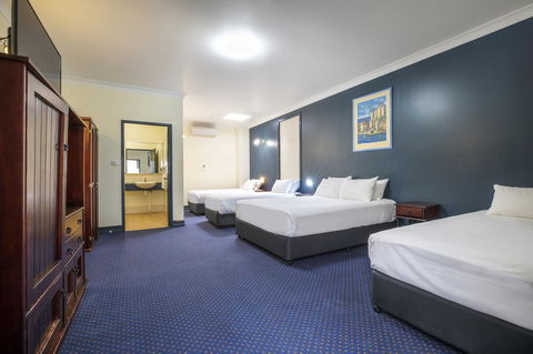 Nightcap At Atherton Hotel - Hervey Bay Accommodation 0