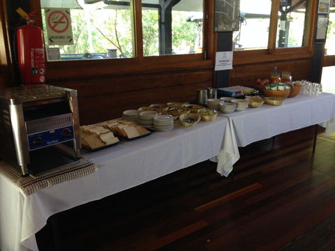 Fraser Island Retreat - Hervey Bay Accommodation 3