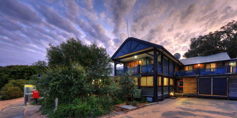 Fraser Island Retreat - Hervey Bay Accommodation 4