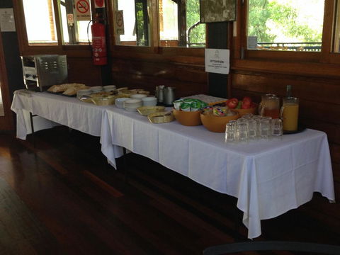 Fraser Island Retreat - Hervey Bay Accommodation 11