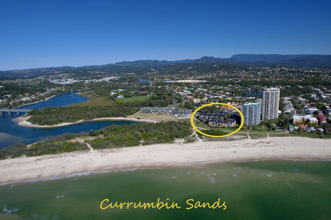Currumbin Sands On The Beach - Hervey Bay Accommodation 40