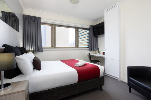 George Williams Hotel - Hervey Bay Accommodation 11