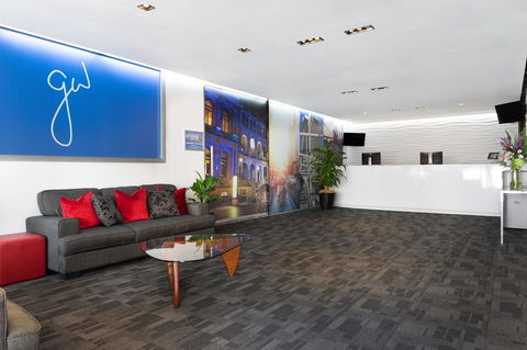 George Williams Hotel - Hervey Bay Accommodation 2