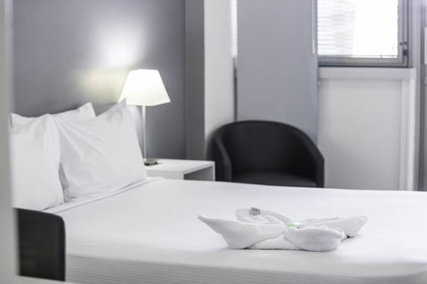 George Williams Hotel - Hervey Bay Accommodation 13