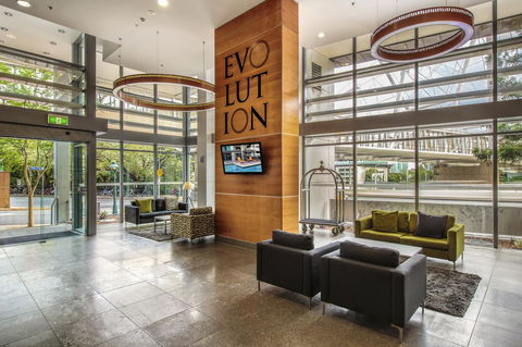 Evolution Apartments - Hervey Bay Accommodation 1