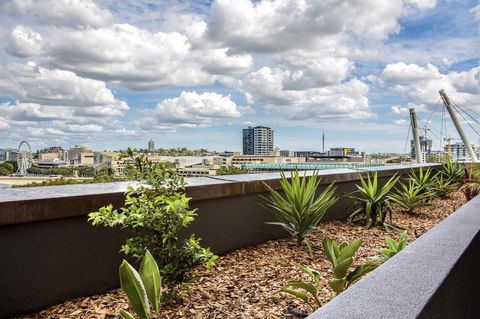 Evolution Apartments - Hervey Bay Accommodation 8