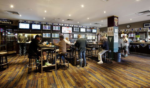 Palm Beach Hotel - Hervey Bay Accommodation 13