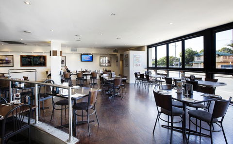 Palm Beach Hotel - Hervey Bay Accommodation 8