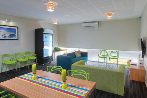 Palm Beach Hotel - Hervey Bay Accommodation 10