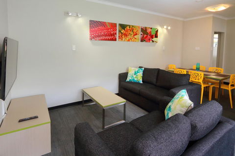 Palm Beach Hotel - Hervey Bay Accommodation 21