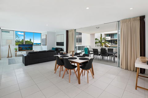 Element On Coolum Beach - Tourism Hervey Bay 3