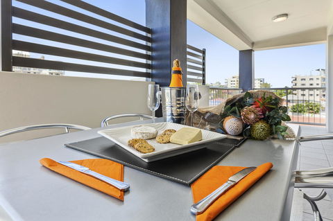 La Vida On Anzac - Hervey Bay Accommodation 25