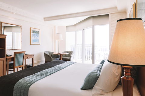 Pullman Cairns International - Hervey Bay Accommodation 2