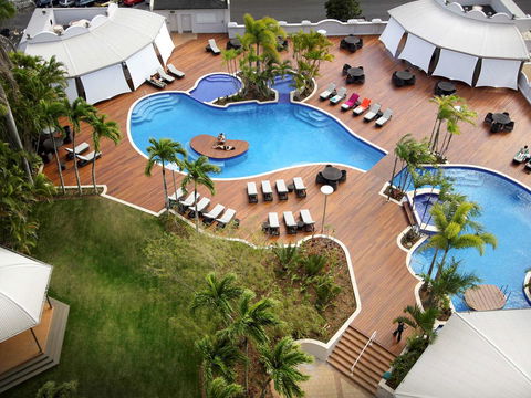 Pullman Cairns International - Hervey Bay Accommodation 42