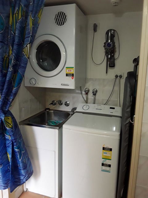 Jackies Holiday Apartment - Hervey Bay Accommodation 15