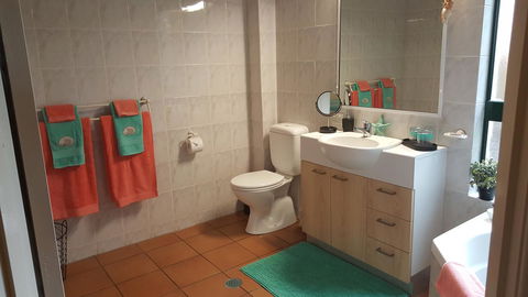 Jackies Holiday Apartment - Hervey Bay Accommodation 14