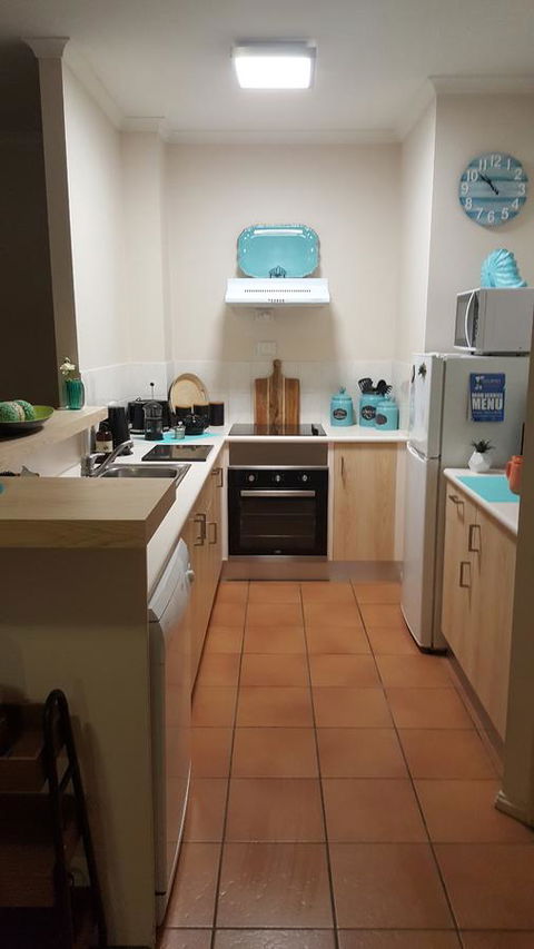 Jackies Holiday Apartment - Hervey Bay Accommodation 8