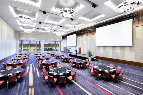 RACV Royal Pines Resort Gold Coast - Hervey Bay Accommodation 37