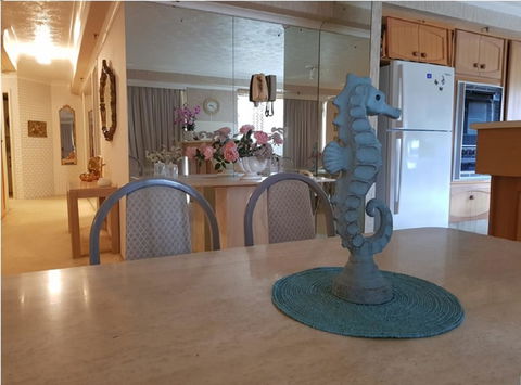 Gemini Court Holiday Apartments - Tourism Hervey Bay 37