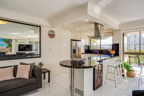 Gemini Court Holiday Apartments - Tourism Hervey Bay 7