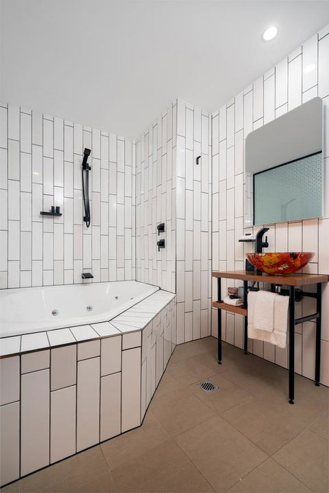 The Constance Fortitude Valley - Hervey Bay Accommodation 7