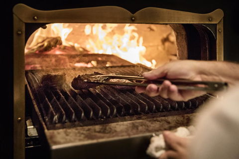 InterContinental Sanctuary Cove Resort, An IHG Hotel - Hervey Bay Accommodation 6