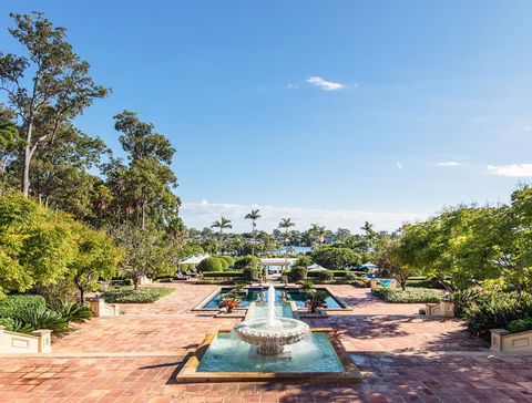 InterContinental Sanctuary Cove Resort, An IHG Hotel - Hervey Bay Accommodation 9