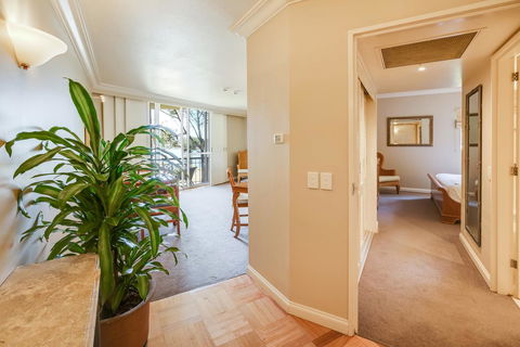 InterContinental Sanctuary Cove Resort, An IHG Hotel - Hervey Bay Accommodation 21