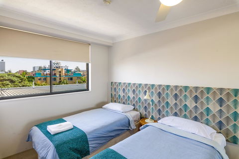 Burgess @ Kings Beach Apartments - Hervey Bay Accommodation 38