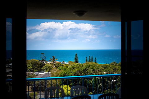 Burgess @ Kings Beach Apartments - Hervey Bay Accommodation 23