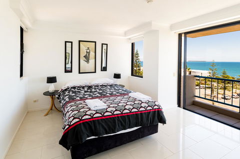 Burgess @ Kings Beach Apartments - Hervey Bay Accommodation 20