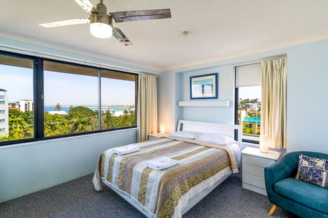 Burgess @ Kings Beach Apartments - Hervey Bay Accommodation 26