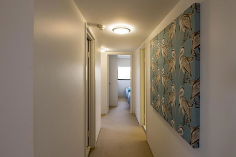 Burgess @ Kings Beach Apartments - Hervey Bay Accommodation 39