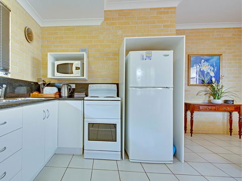 Murray Street Apartments - Hervey Bay Accommodation 16