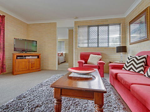 Murray Street Apartments - Hervey Bay Accommodation 12