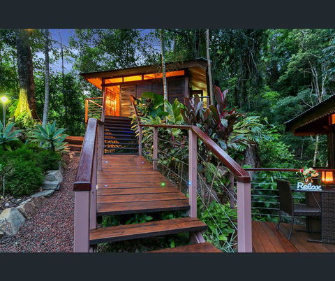 Cairns Rainforest Retreat - Hervey Bay Accommodation 13
