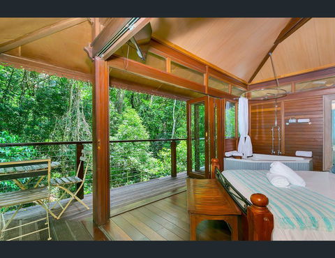 Cairns Rainforest Retreat - Hervey Bay Accommodation 8