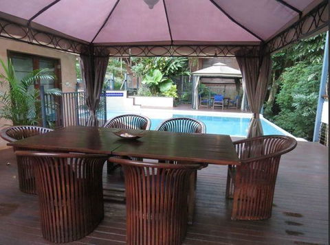 Cairns Rainforest Retreat - Hervey Bay Accommodation 14